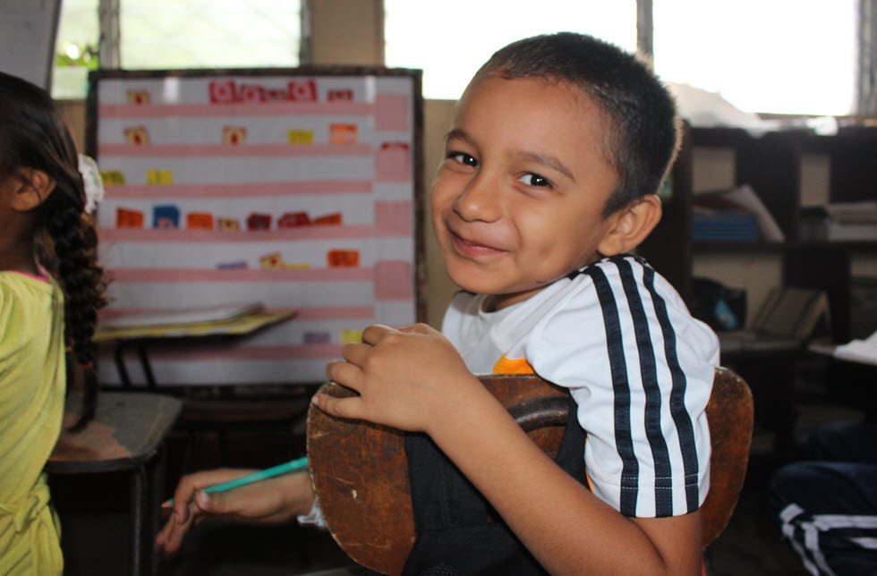 Ein Junge im Unterricht  Ticuantepe in Nicaragua - World Vision Schweiz