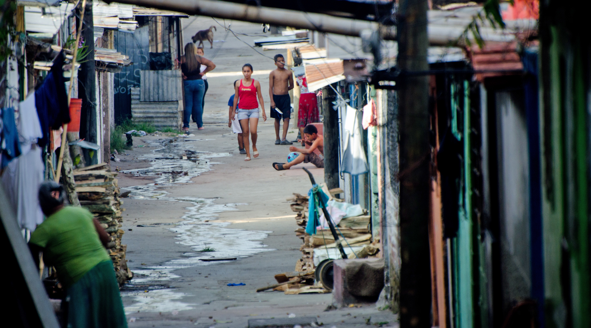 Die Lebensumstände in Zentralamerika sind schwierig: Vielfach ist der Alltag geprägt von Armut, Bandenkriegen und Menschenhandel.