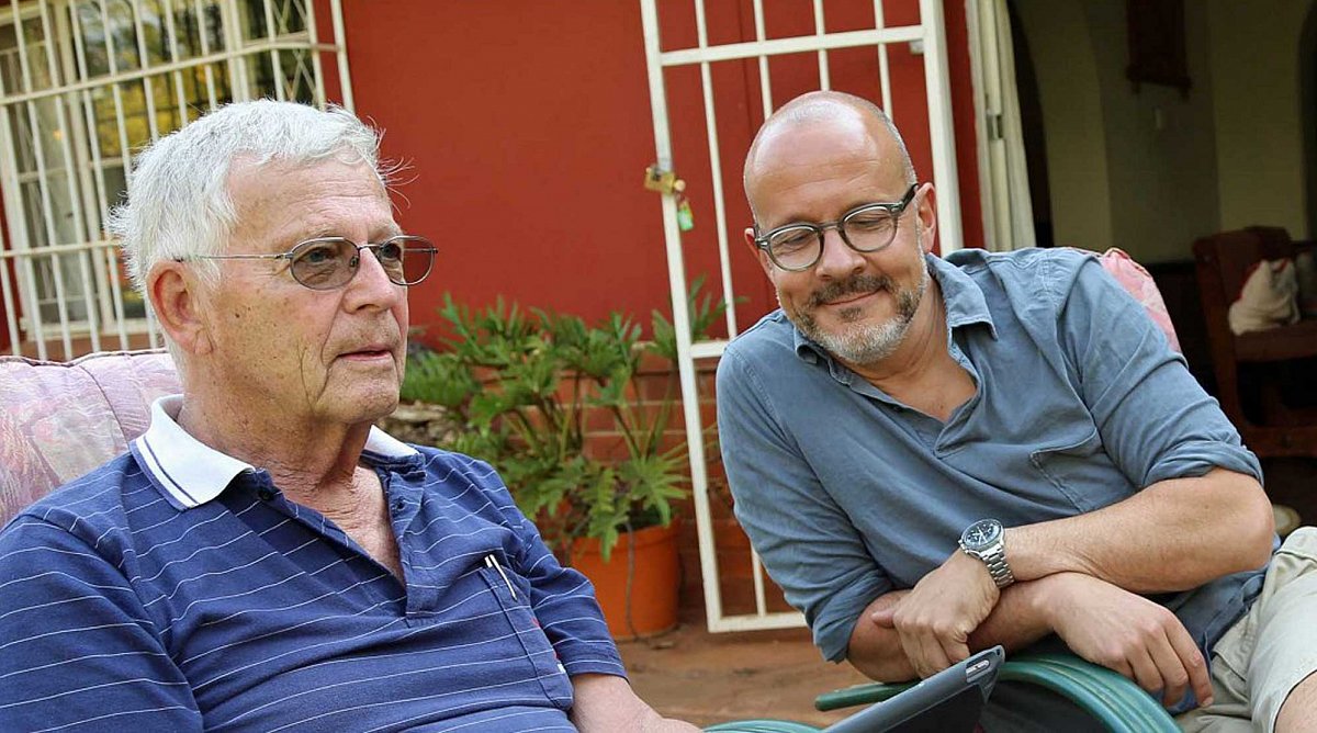 Christoph Hofer besucht Aids Klinik in Harare