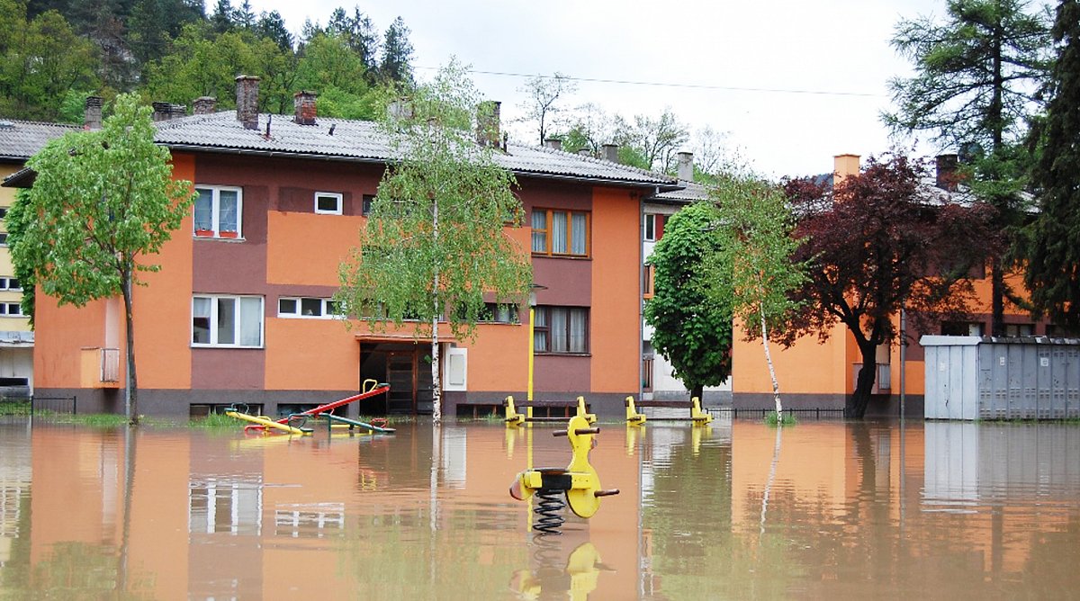 Über eine Million Menschen sind von den Überschwemmungen auf dem Balkan betroffen.