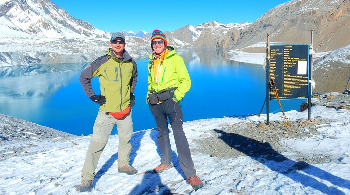 Simon Niggli (r.) und Christoph Obmascher am Tilichosee in Nepal, einem der höchstgelegensten Seen der Welt.
