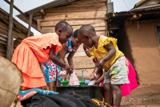 Neuer Ebola-Ausbruch im Osten der DR Kongo bedroht insbesondere Kinder