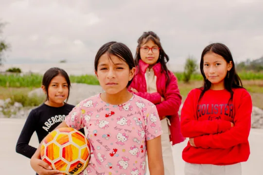 Le football donne la parole aux filles en Équateur